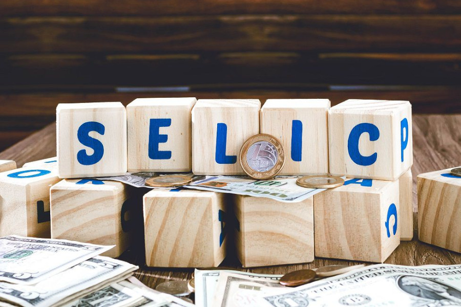 Queda da Selic vai impactar o consumidor de seguros?
