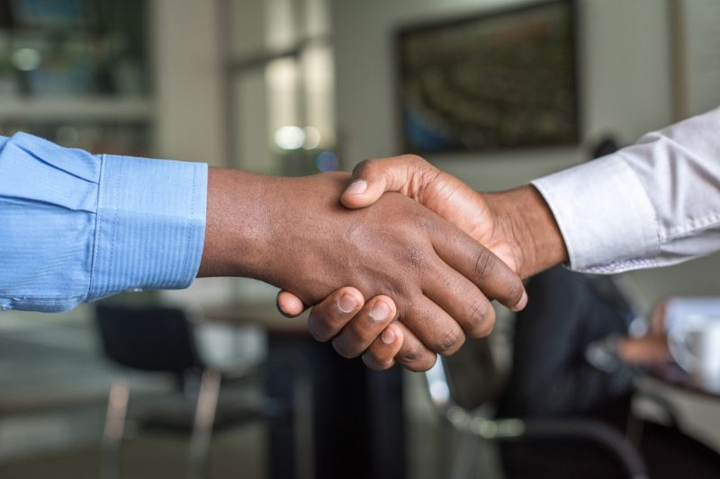 Como a oferta de seguros no varejo pode aprimorar a experiência do cliente e potencializar as vendas