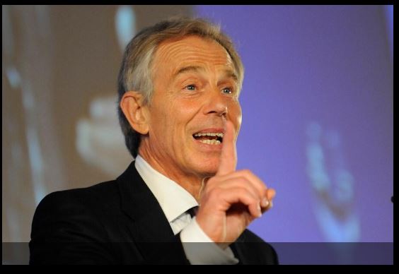 Tony Blair critica ‘dedos apontados’ de ONGs e que resolver problemas ambientais não é algo simples