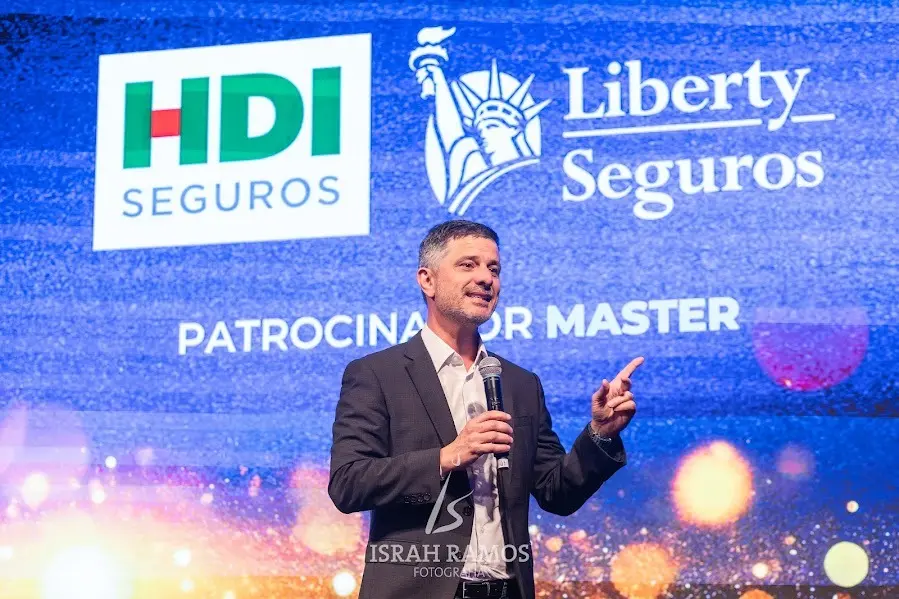 Executivos do Grupo HDI são homenageados durante convenção em Porto Alegre