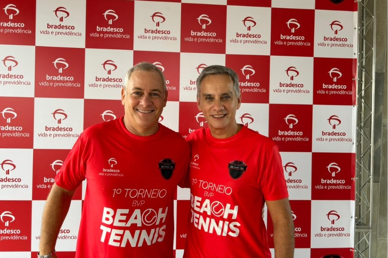 Idealizado por um corretor, o primeiro torneio de Beach Tennis da Bradesco Vida e Previdência celebrou a colaboração com os parceiros