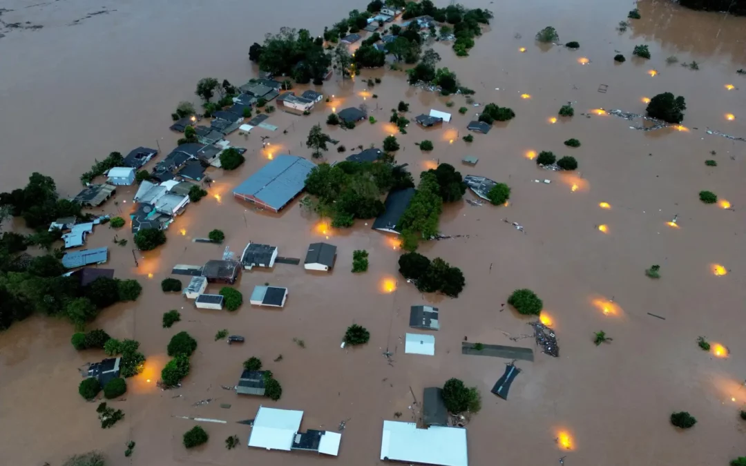 Seguradoras montam ‘operação de guerra’ para resgatar ilhados no Rio Grande do Sul
