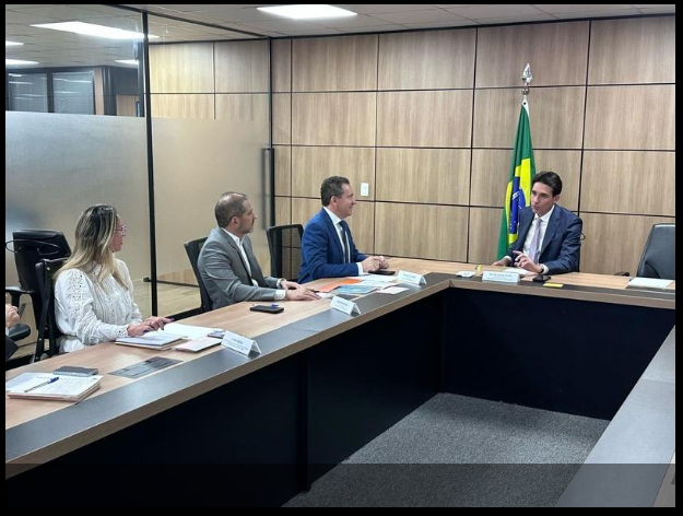 Iniciativas do setor segurador são apresentadas ao ministro de Portos e Aeroportos